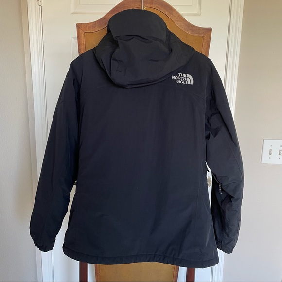 The North Face Winter Hyvent Jacket - Picture 3 of 16
